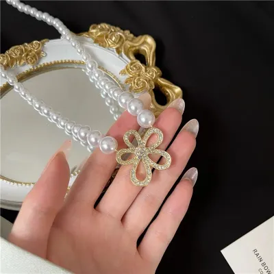 Luxury Zirconia Pearl Chain Necklace Set (4 pcs)